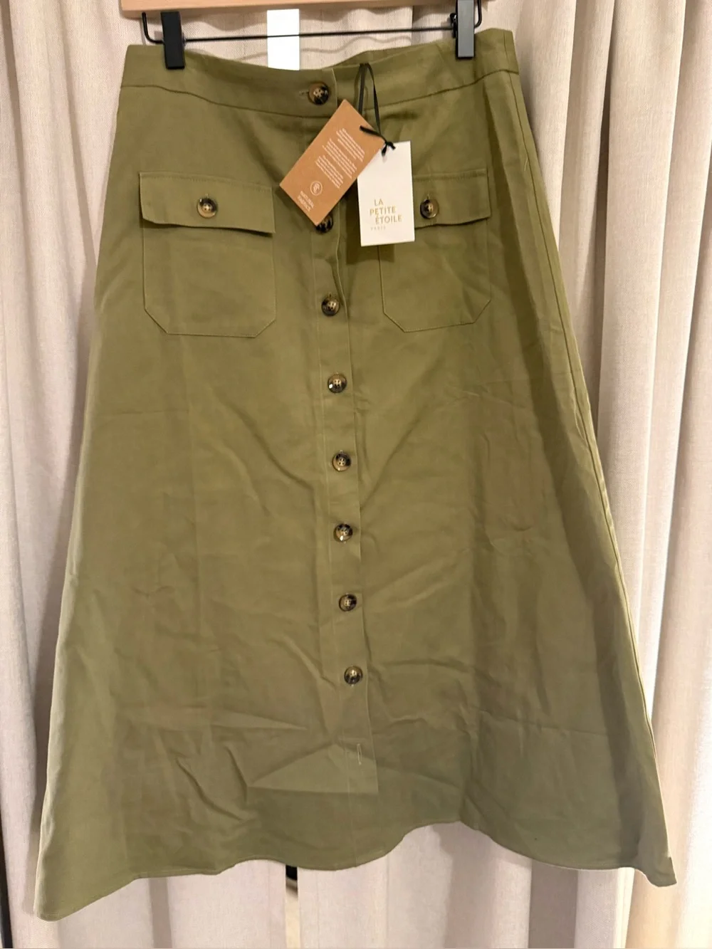 La Petite Etoile Classic Button-Front Green Midi Skirt M